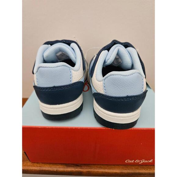 Cat & Jack Toddler Hudson Sneakers Blue White Hook and Loop Size 6 - BNIB - Picture 6 of 6